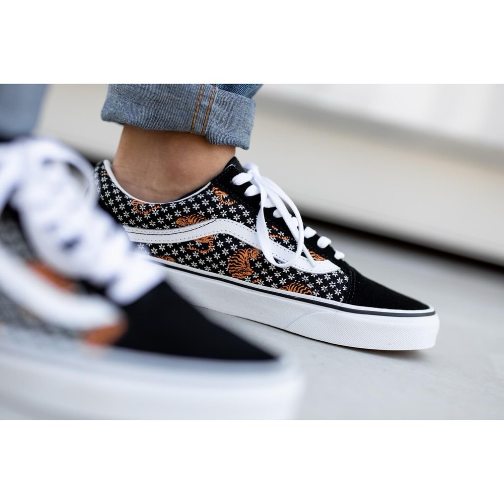 NWT Vans Old Skool "Tiger Floral" sneakers 5